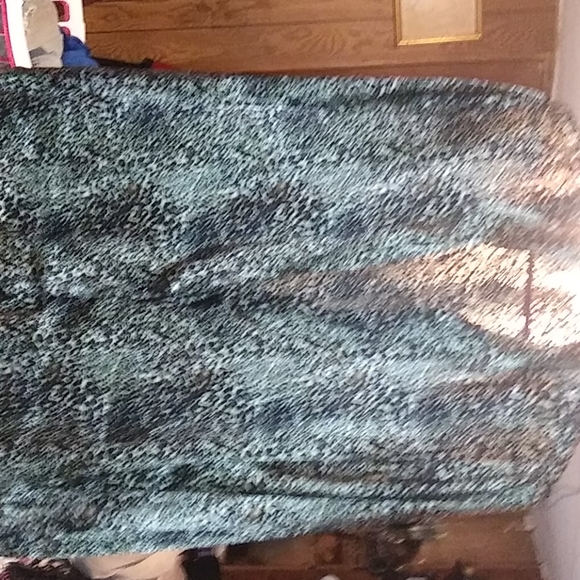 Ladies xl notations blouse - Picture 3 of 3